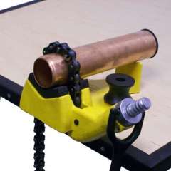 Aquila WB Tezgah tipi Zincirli boru mengenesi