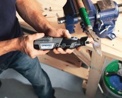Dremel®  8220 - 5/65 12 V 2,0 Ah Li-ion